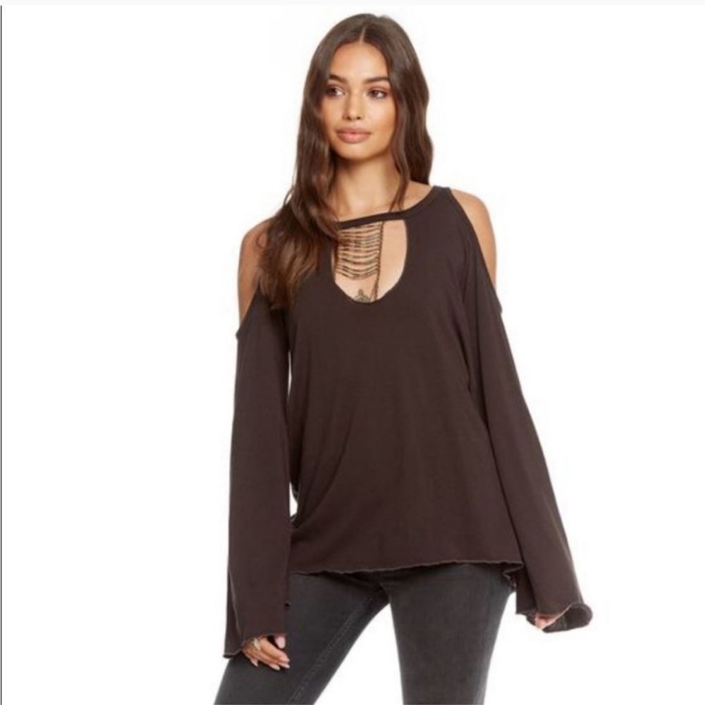 NWT Chaser Gray Cold Shoulder Blouse with Bell Sleeves, Women’s Size Medium